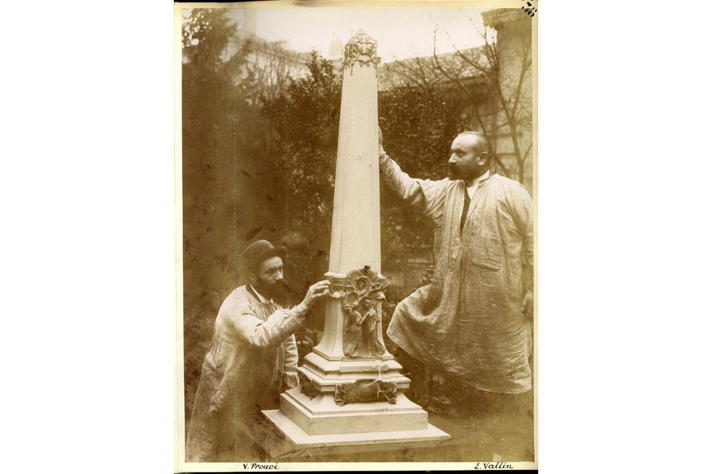 Album recueil Lucien Wiener, Monument Carnot, Victor Prouvé et Eugène Vallin (c) Nancy, palais des ducs de Lorraine - Musée lorrain