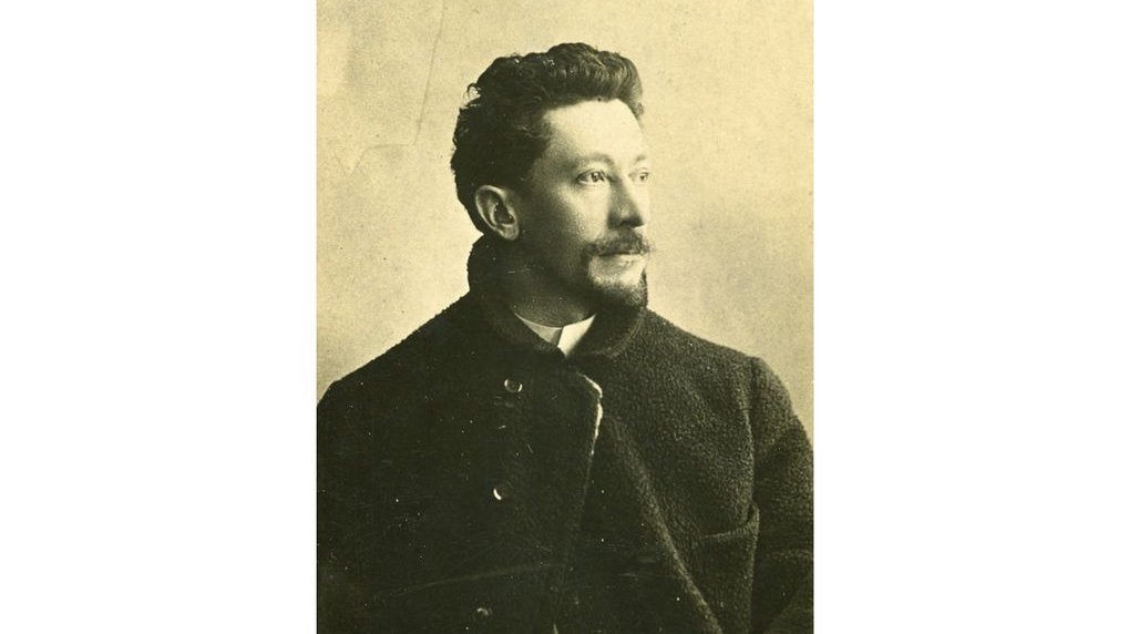 Attribué à Henri Dufey, Émile Gallé, 1889, photographie utilisée pour la carte d'exposant de Gallé à l'Exposition universelle 